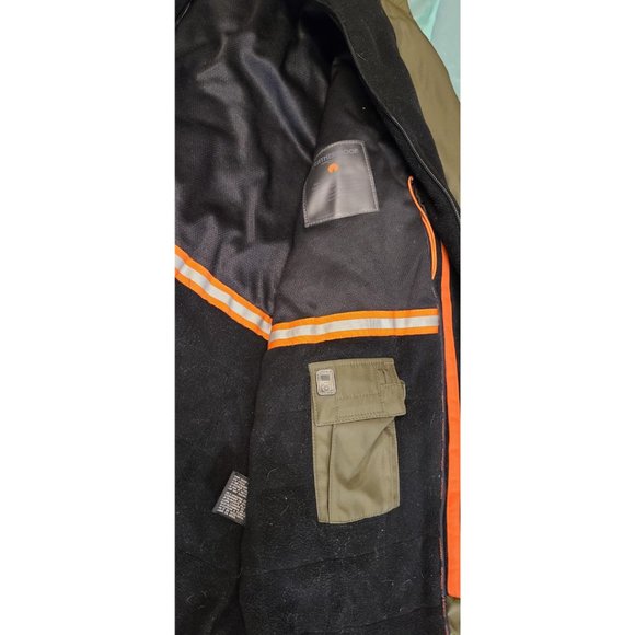 Weatherproof Garmet Company Men's Jacket. Rain proof, water, wind. - Picture 6 of 7